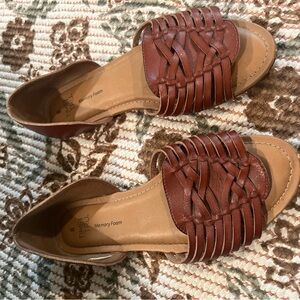 Woven brown summer sandals